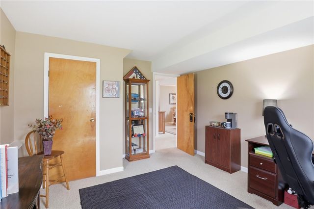 11 Saxony Road, Pittsford, NY 14534