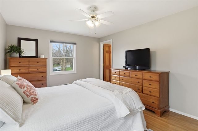 11 Saxony Road, Pittsford, NY 14534