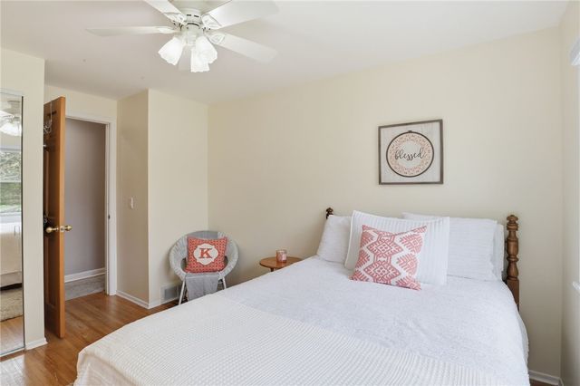 11 Saxony Road, Pittsford, NY 14534