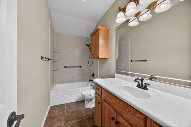 2940 Europa Drive, Grand Prairie, TX 75052