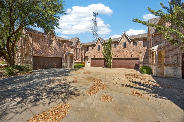 2940 Europa Drive, Grand Prairie, TX 75052