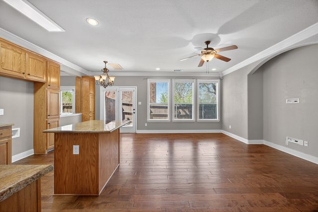 2940 Europa Drive, Grand Prairie, TX 75052