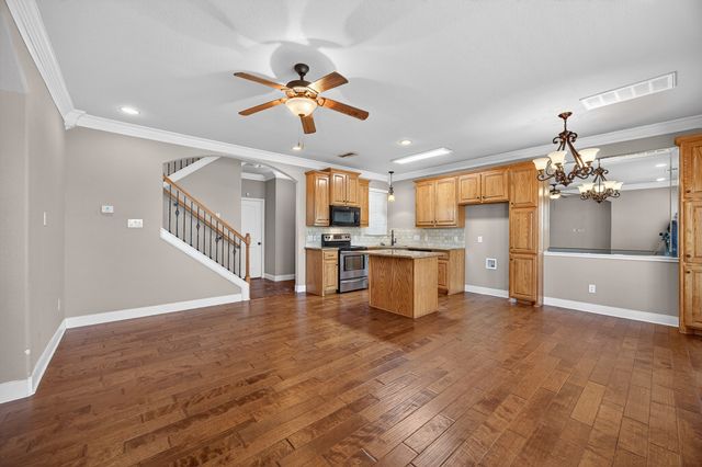 2940 Europa Drive, Grand Prairie, TX 75052