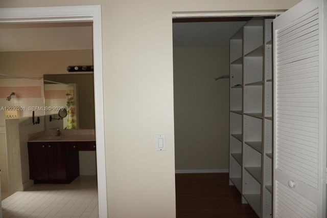 2010 NW 182nd Terrace, Pembroke Pines, FL 33029