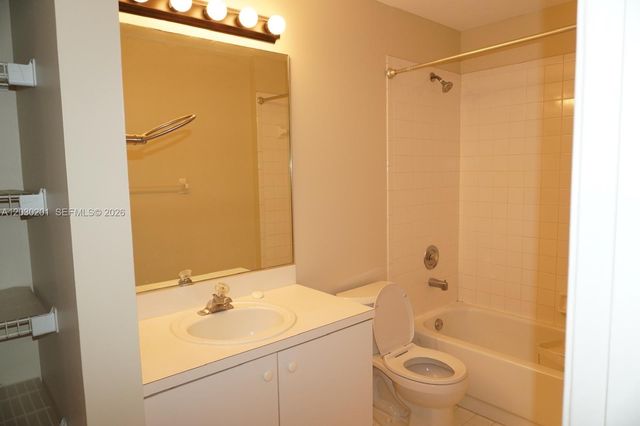 2010 NW 182nd Terrace, Pembroke Pines, FL 33029