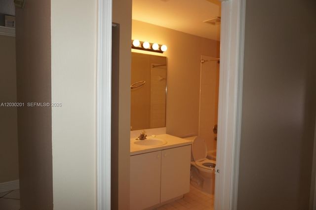 2010 NW 182nd Terrace, Pembroke Pines, FL 33029