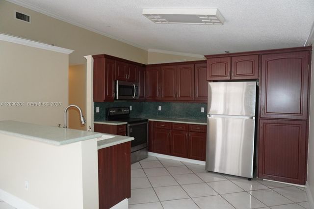 2010 NW 182nd Terrace, Pembroke Pines, FL 33029