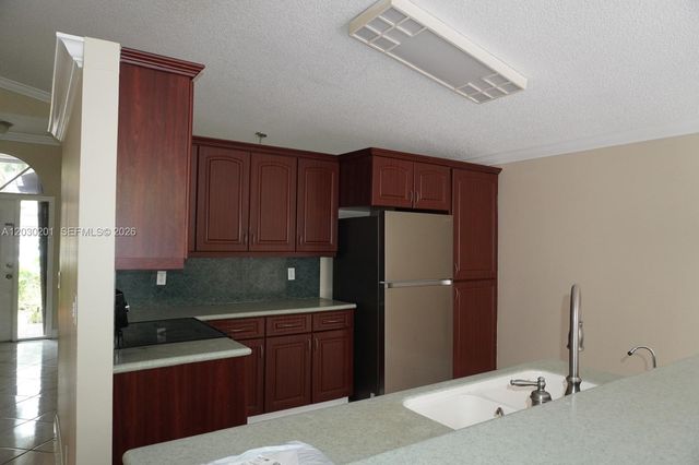 2010 NW 182nd Terrace, Pembroke Pines, FL 33029