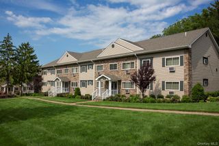560 New Highway 6-2A, Hauppauge, NY 11788