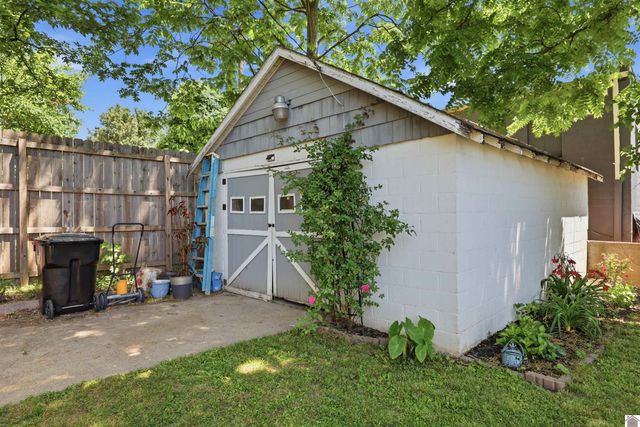 306 N 5th Street, Murray, KY 42071