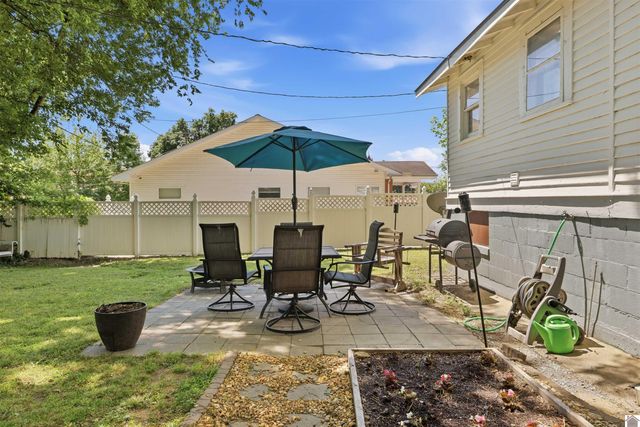 306 N 5th Street, Murray, KY 42071