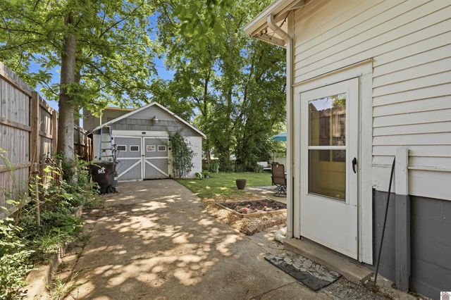 306 N 5th Street, Murray, KY 42071