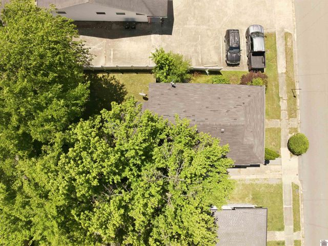 306 N 5th Street, Murray, KY 42071