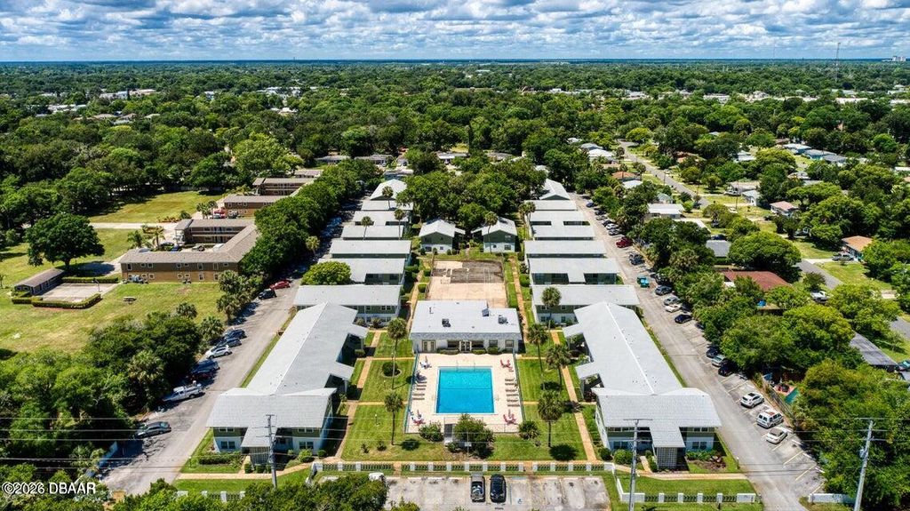 840 Center Ave Apt 99, Holly Hill, FL 32117