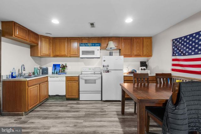 365 SHADOWHAWK LN, Kearneysville, WV 25430