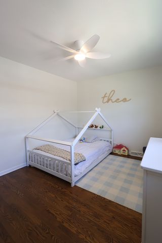 510 W Millns Court, Addison, IL 60101