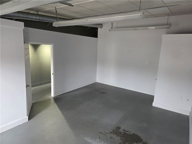 3520 Quaker Lane, North Kingstown, RI 02852