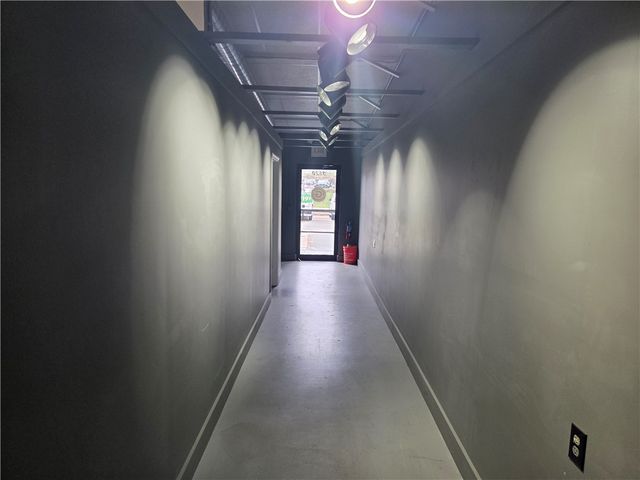 3520 Quaker Lane, North Kingstown, RI 02852