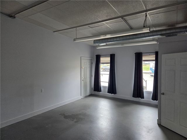 3520 Quaker Lane, North Kingstown, RI 02852