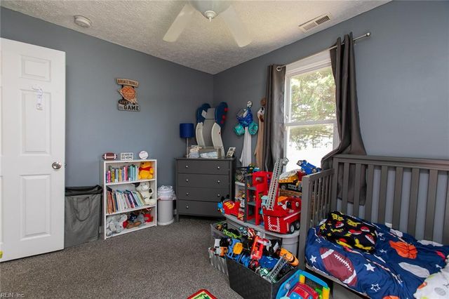 609 Allen ST, Hampton, VA 23669