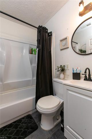 609 Allen ST, Hampton, VA 23669