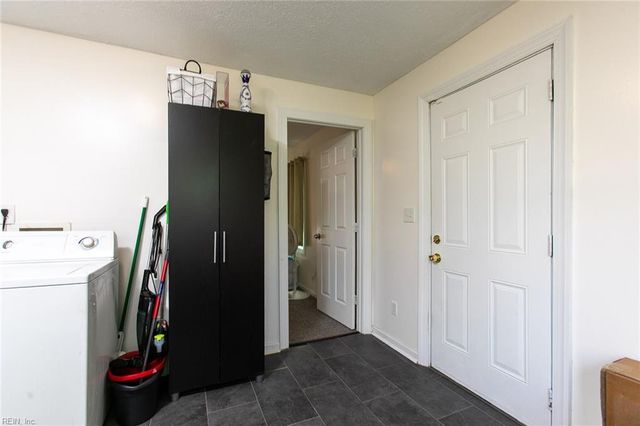 609 Allen ST, Hampton, VA 23669