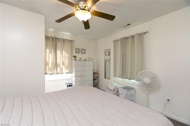 609 Allen ST, Hampton, VA 23669