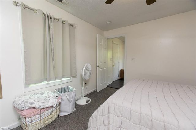 609 Allen ST, Hampton, VA 23669