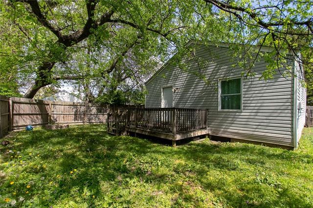 609 Allen ST, Hampton, VA 23669