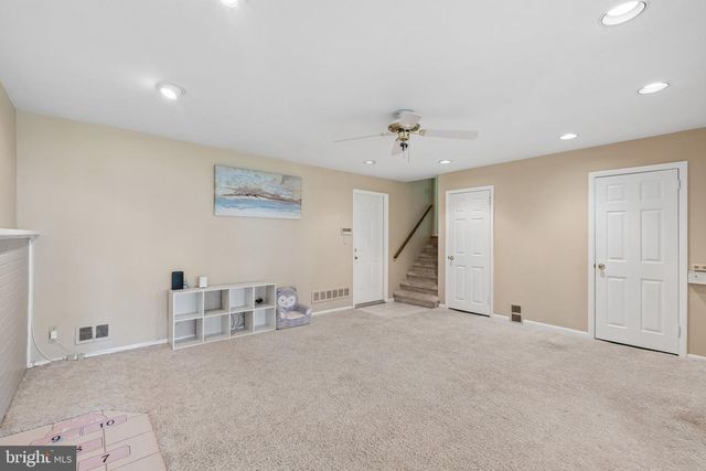 1076 DEVON RD, Jenkintown, PA 19046