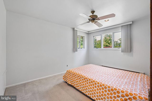 1076 DEVON RD, Jenkintown, PA 19046