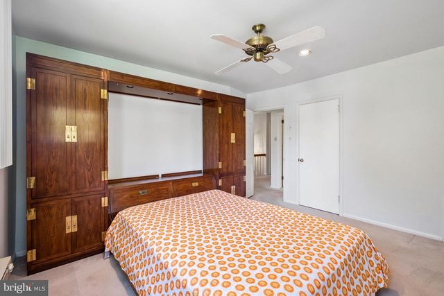 1076 DEVON RD, Jenkintown, PA 19046