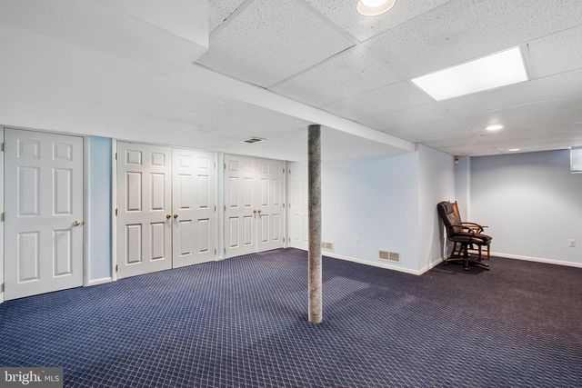 1076 DEVON RD, Jenkintown, PA 19046
