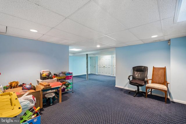 1076 DEVON RD, Jenkintown, PA 19046