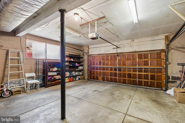 1076 DEVON RD, Jenkintown, PA 19046