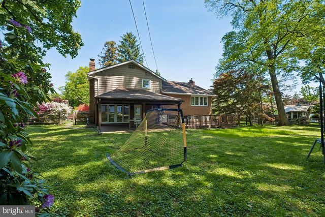 1076 DEVON RD, Jenkintown, PA 19046