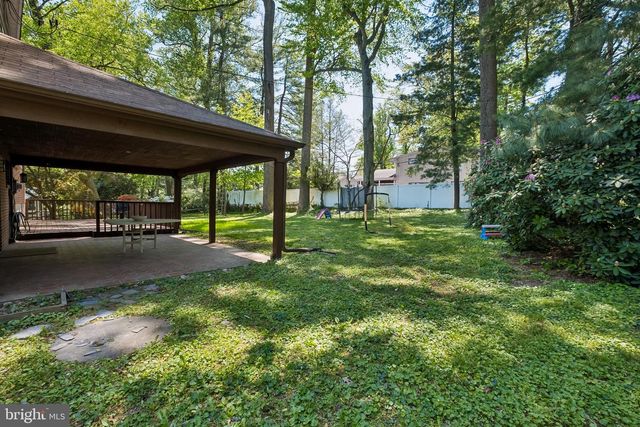 1076 DEVON RD, Jenkintown, PA 19046