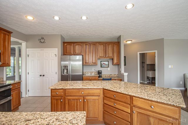 2650 Wyndham Drive, Beavercreek, OH 45431