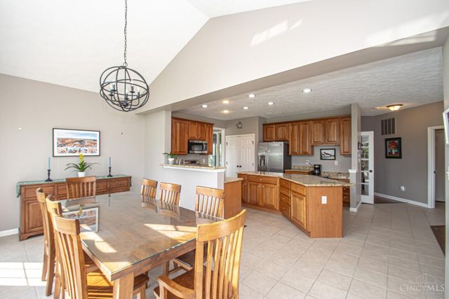 2650 Wyndham Drive, Beavercreek, OH 45431