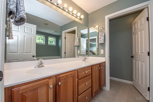 2650 Wyndham Drive, Beavercreek, OH 45431