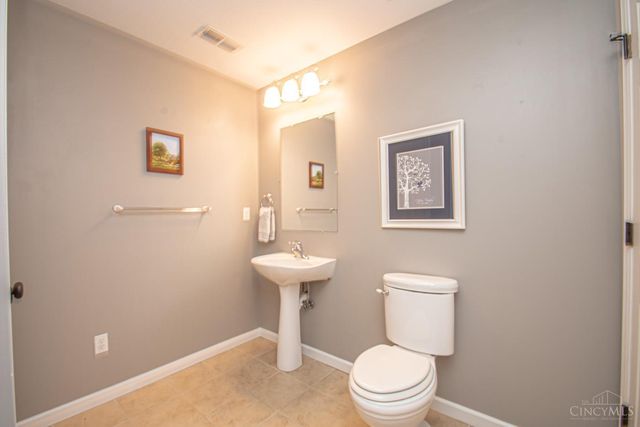 2650 Wyndham Drive, Beavercreek, OH 45431