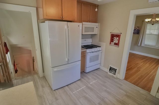 3443 E Murdock, Wichita, KS 67208