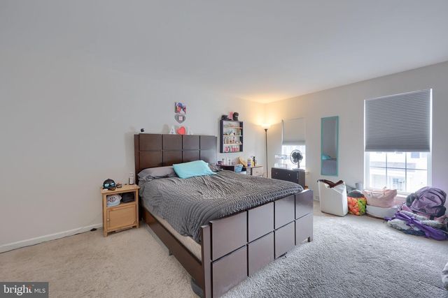 3037 C MERIDIAN CMNS, Mechanicsburg, PA 17055