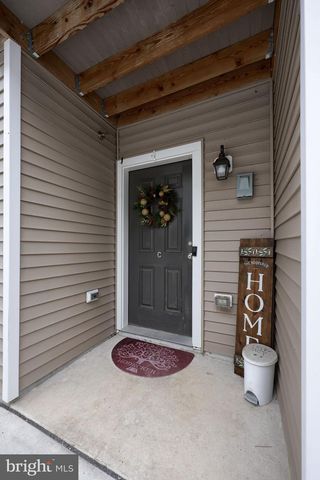 3037 C MERIDIAN CMNS, Mechanicsburg, PA 17055