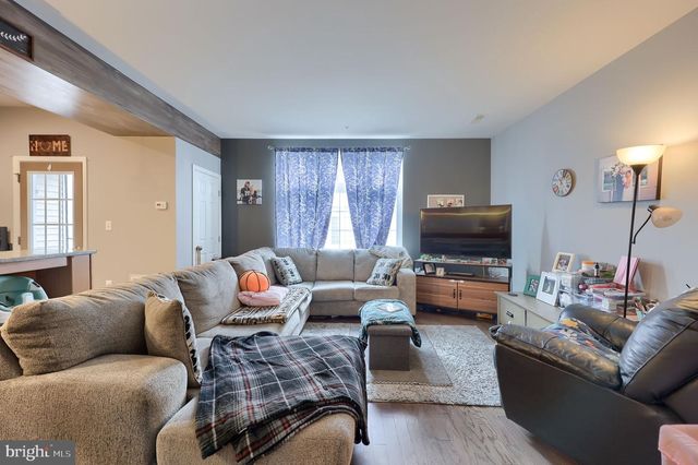 3037 C MERIDIAN CMNS, Mechanicsburg, PA 17055