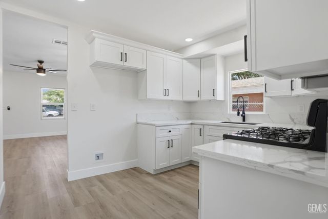 707 Lincoln Avenue, Bakersfield, CA 93308