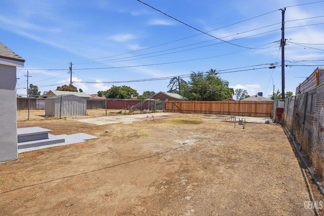 707 Lincoln Avenue, Bakersfield, CA 93308