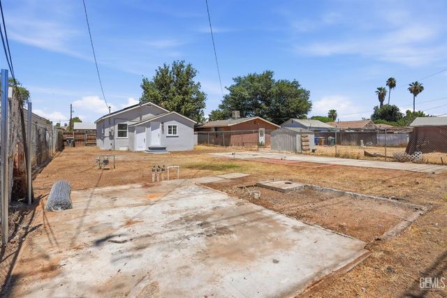 707 Lincoln Avenue, Bakersfield, CA 93308