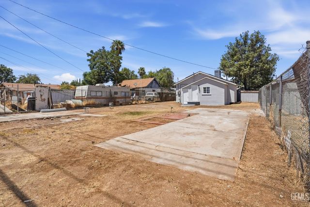 707 Lincoln Avenue, Bakersfield, CA 93308