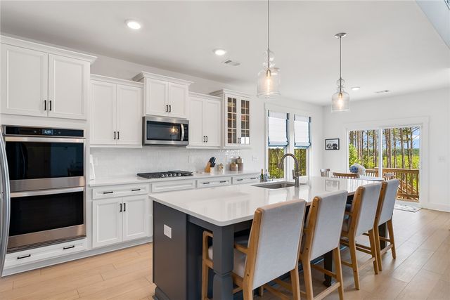 139 Ridgeline Row, Central, SC 29630
